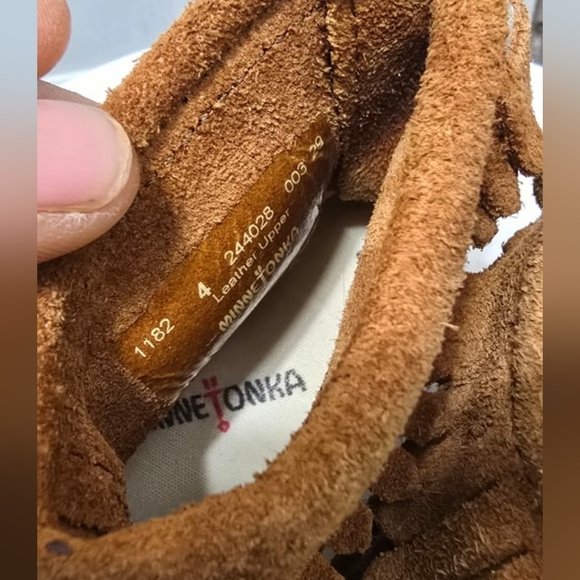 MINNETONKA Infants/Toddlers Suede Leather Indian Moccasins Soft Sole Bootie  🌴✌ - Picture 7 of 7